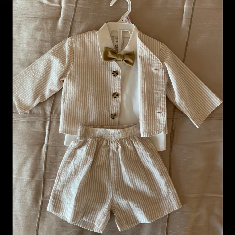Boy’s suit set/NEW